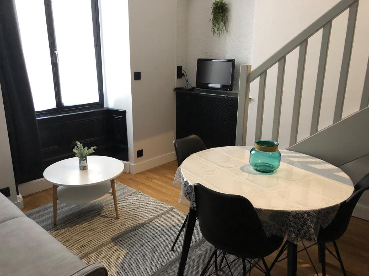 Ferienwohnung Duplex Cosy Hyper Centre Cholet Exterior foto
